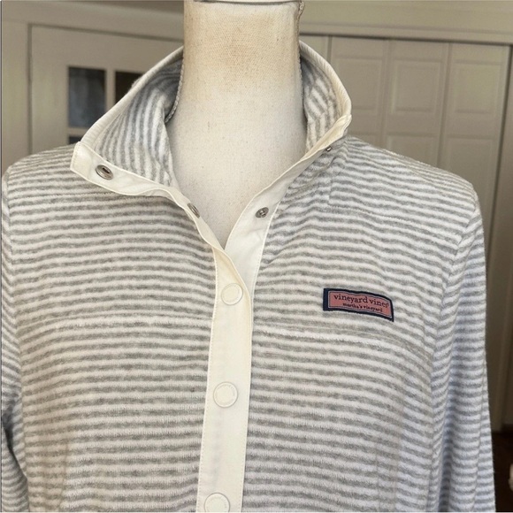 Vineyard Vines Terry Cloth Shep Shirt Striped Gray Pullover Snap Buttons Size M - Picture 4 of 15